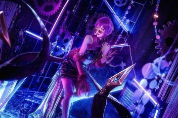 《英雄联盟》KDA·伊芙琳cosplay