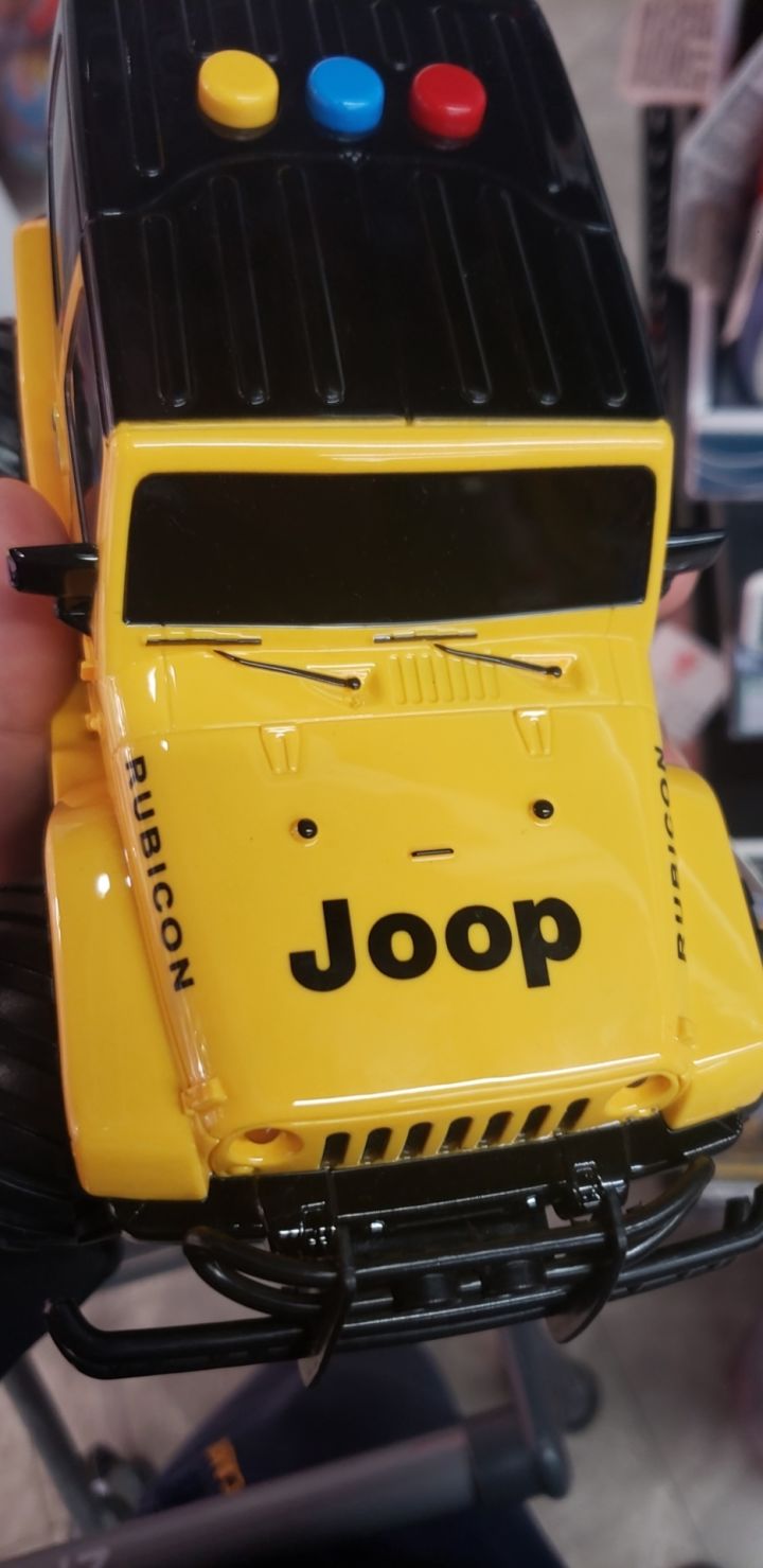 醉了城市看到盗版jeep截图