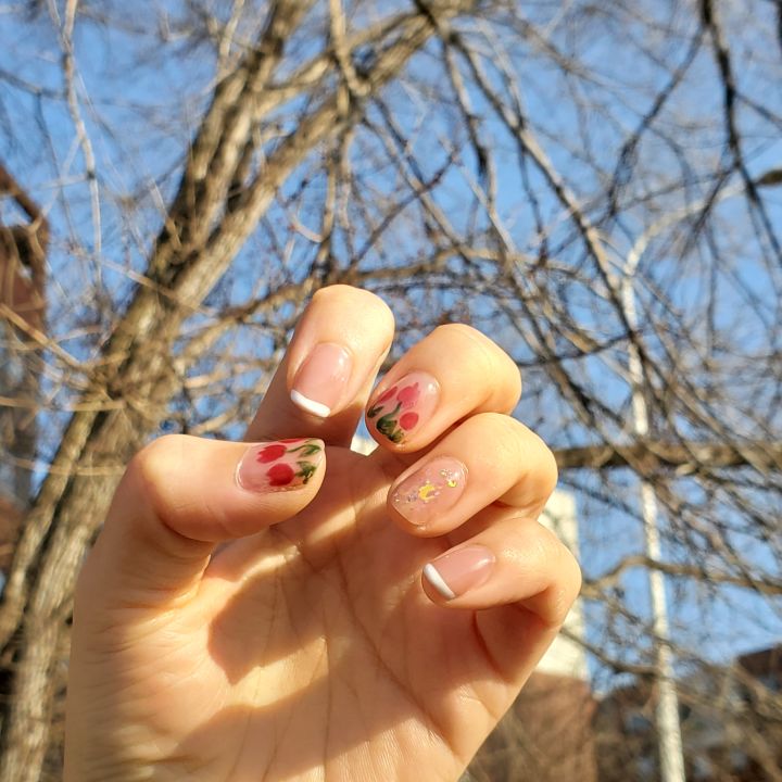 春分指甲上长出小花花啦截图