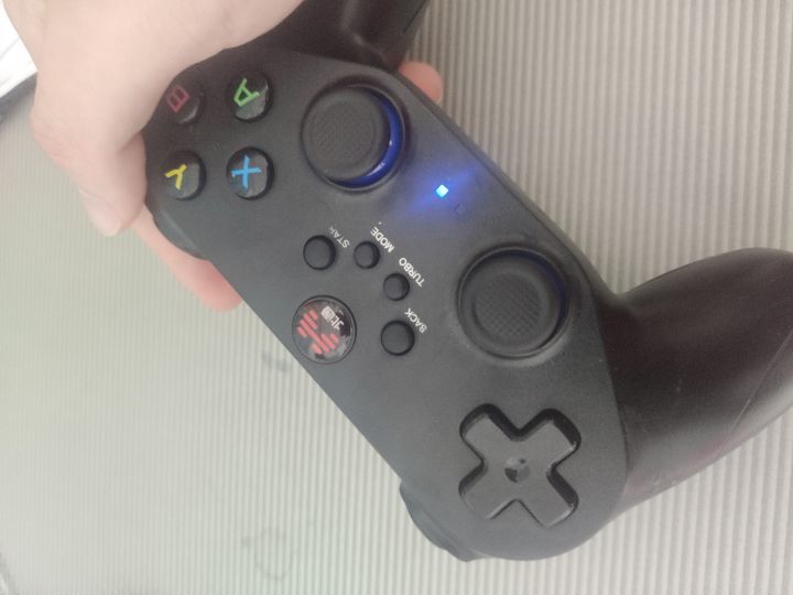 终于通关了COD8,用的是手柄截图