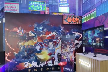 《镇魂街：武神躯》再续漫展之旅，引爆萤火虫