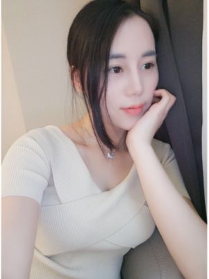 手q9区—唇蜜丶《乱世女将》海选采访