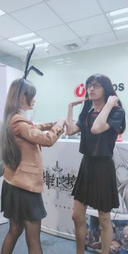 【爆料】她和“她”居然是……