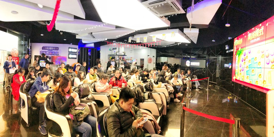 奥斯汀：这可能是这辈子伺候主子们最合格的一次了截图
