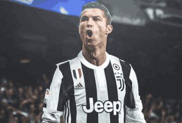 C罗FIFA颁奖典礼个人奖项颗粒无收 欧冠吃红牌