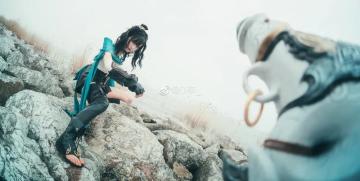 这位丐帮少侠，你的武器能借我摸一下吗？就一下(･∀･)