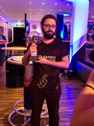 HCT德国站冠军卡组：女巫森林依旧占据主流