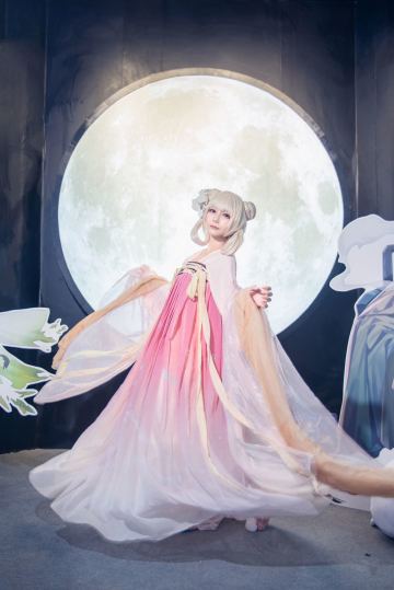 金秋十月，月满桂枝，适合来碗酒酿圆子~