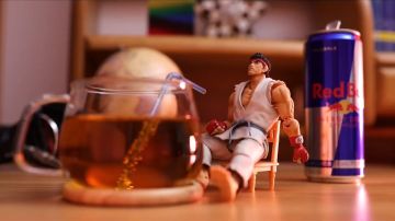 Street Fighter V: Sakura Punching Red Bull