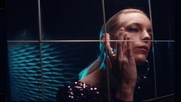 使用Molchat Doma作为背景音乐的Hugo Boss宣传片