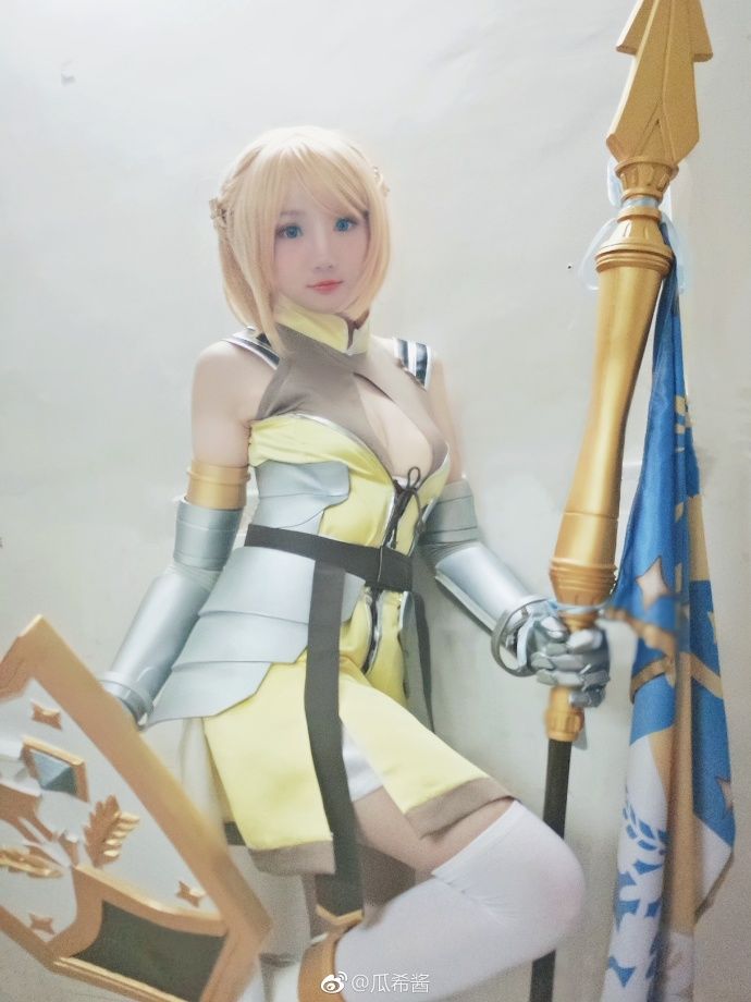 【COSER】这光辉……是贞德小姐姐(¯﹃¯)截图