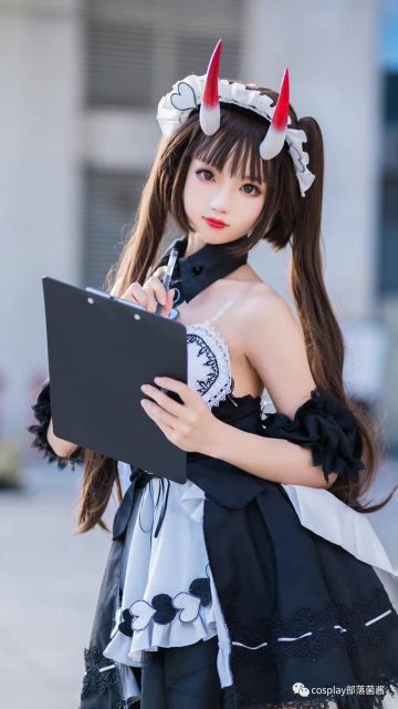 cos：碧蓝航线能代cos正片@狐玖玖，“需要少冰吗？”