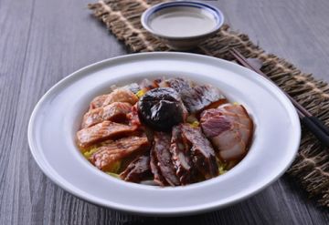 食魂剖析丨腊味合蒸小哥哥，你的背后为何有蝴蝶？