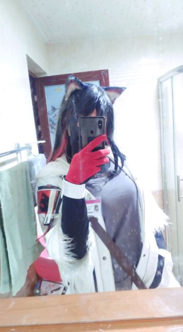 进行一个寒德cos的出