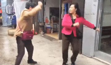 【喵喵小故事】策划挨捶的真相……