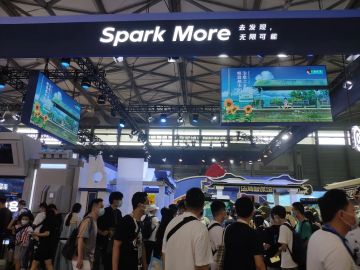 如何在人挤人的CJ现场找一片清新之地？