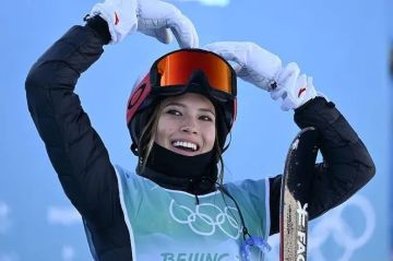 一个合格的顶流，要从拿下20个代言开始！