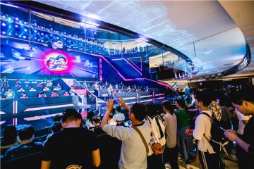 凭什么女选手不能出现在竞舞台 生存特训打破传统常规