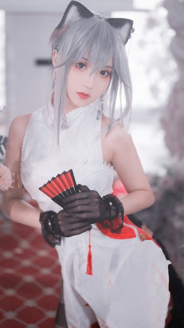 明日方舟小黑cosplay正片，黑白两色周年礼服版，优雅与小性感的完美配合