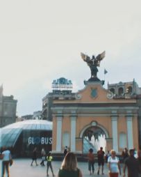 赛博朋克生活 旅行
