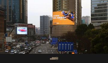 和皇室战争的完美邂逅！年底不易，皇室相伴