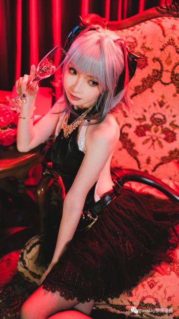 cos：明日方舟wcos正片@祖木子 ，晚宴时刻