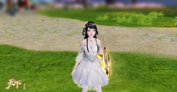 起舞弄清影，何似在人间！《天下》手游仙系时装“白云出岫”四月上新！