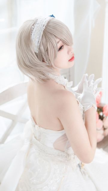 崩坏3丽塔cosplay正片，笑容甜美的新娘，满脸都是幸福的模样