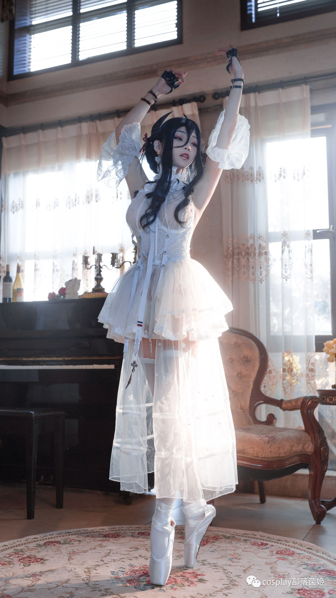 cos：明日方舟-芭蕾伊内斯cos正片@哈萝，为你舞一曲截图