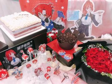 生日庆典 | ★姬子老师，生日快乐！★ 盛夏的玫瑰绽放~