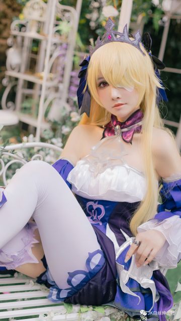 cos：原神-菲谢尔·极夜真梦，此间须臾的霁月光风，就如命运的转折点一般呢