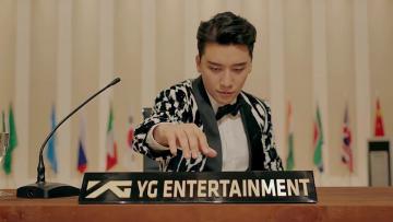 点击领取iKON回归大礼包！胜利《WHERE R U FROM》更新