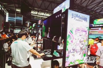 [TapTap ChinaJoy 独家试玩] 在《玛娜希斯回响》中，与少女们一起散步、聊天、培养感情吧