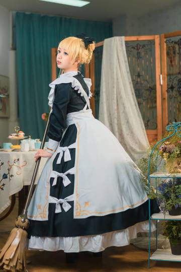 【剑与远征】超可爱COS！赋灵侍女-罗莎琳（by：yami）