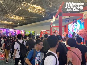 公主殿下亮相《皇家骑士：300自走棋》CCGEXPO2019展位引围观