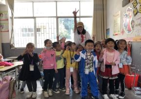 蜗牛学村|蜗与你爱心同行第一站，广西贺州瑶族乡站！