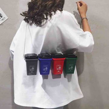 辣鸡包，有人想要吗？嘻嘻