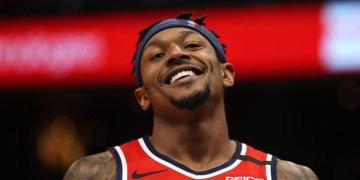 【体坛速报0717】放弃1380w！比尔被买断后将加盟快船