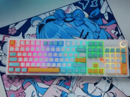 104 键静音键盘卷王?GS3104T-PRO 的灯光真的惊艳到我了!截图
