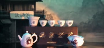 预约《热血江湖：归来》，品香茗、执折扇，赢限定联名好礼！