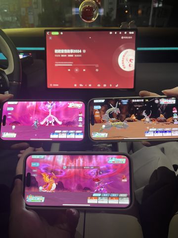 对宝可梦太上头了，开车也要停下来和我PK