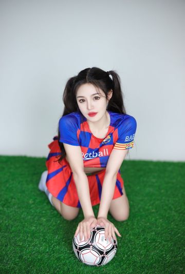 风光旖旎当是伏笔，世间万物只为衬托你