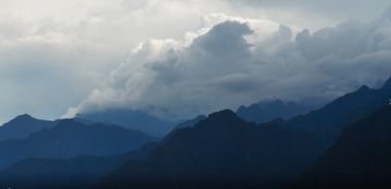 我们办了一场大山里的放映会 1