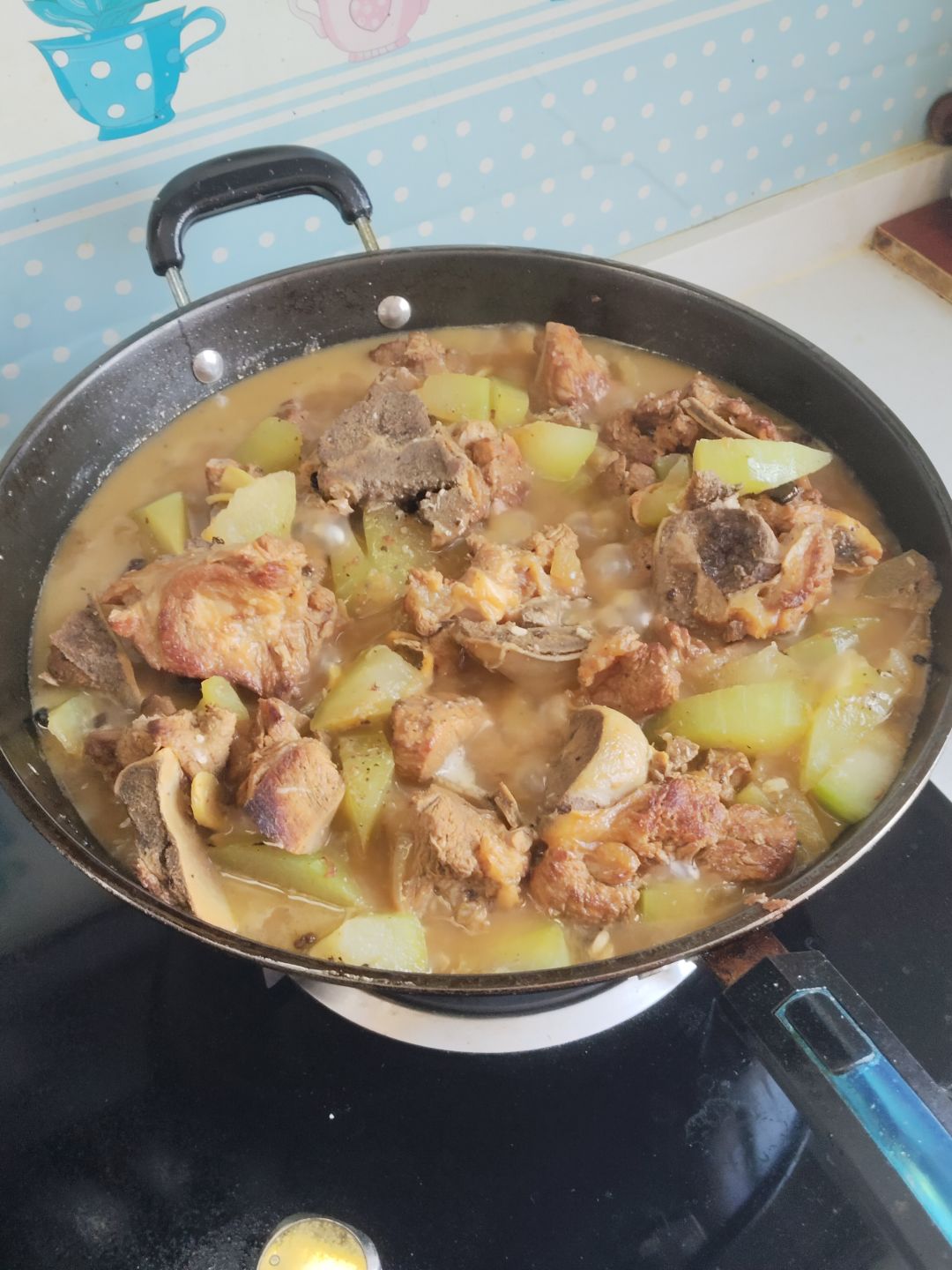 不想做饭，被催促上岗营业，有点失误，锅小 9