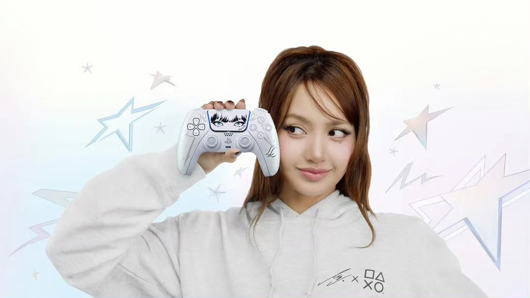 【快讯】Lisa与PlayStation联名手柄公布 1