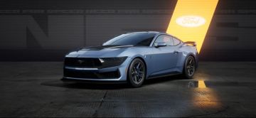 她说喜欢马和蛇，原来是...