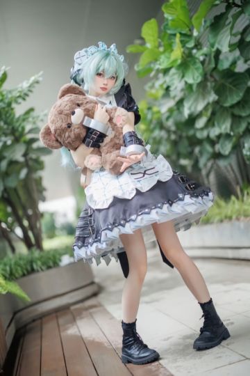 会用电锯的女仆~