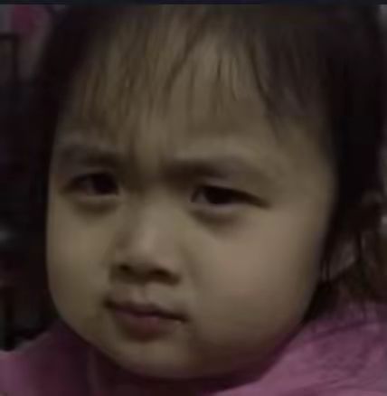 最强白字随从前排。 3