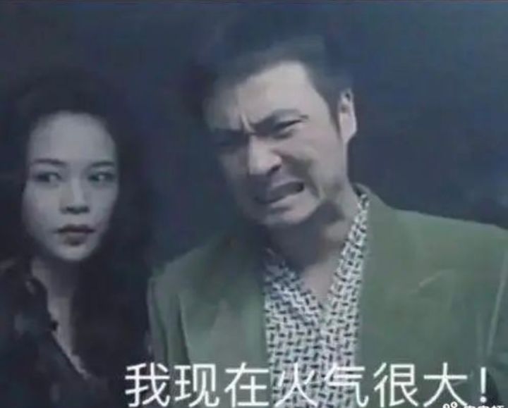 碎星的武器能不能隐藏 背两个👊感觉是不是太丑了截图