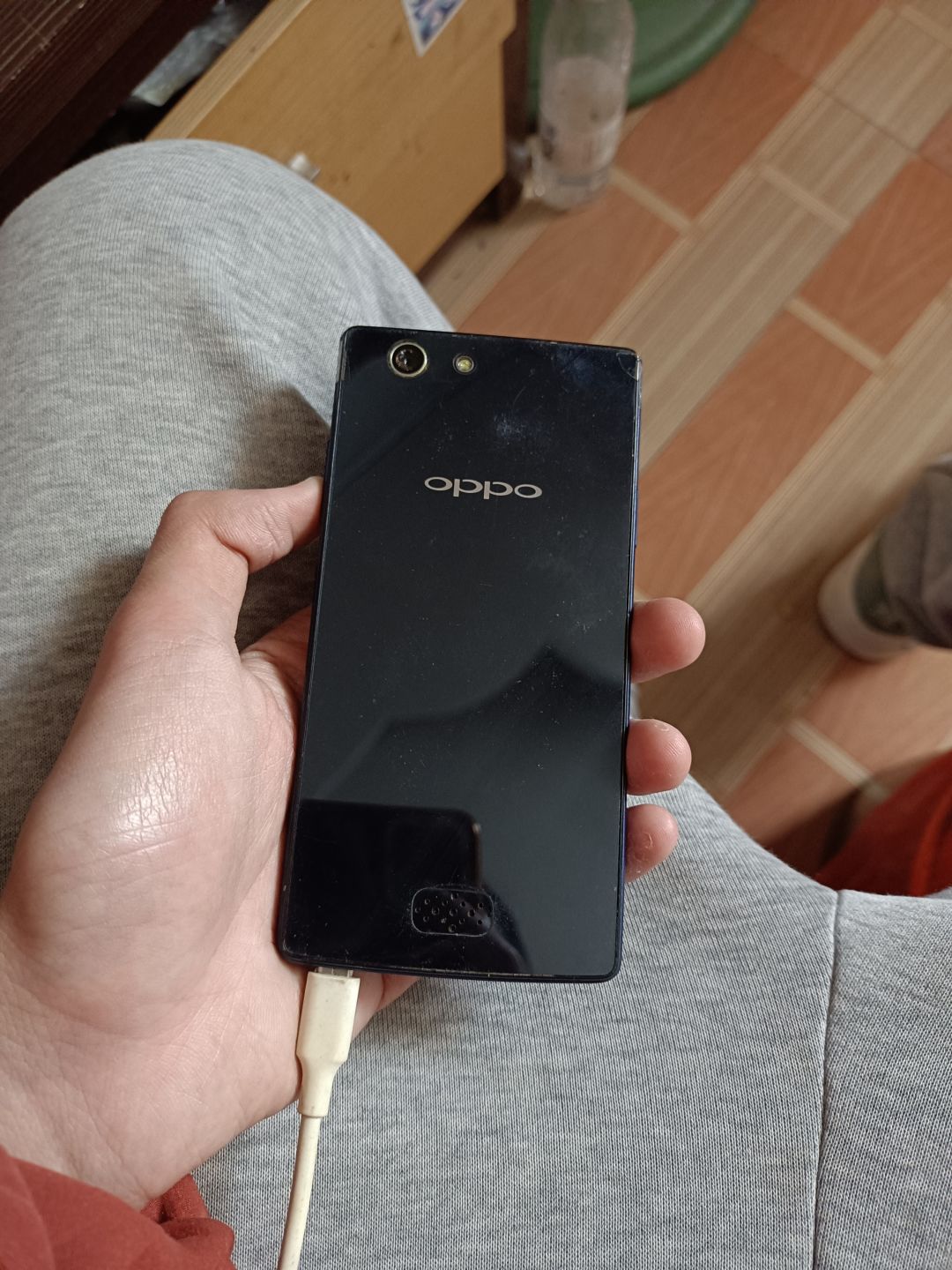 好之以前的战损手机过年收拾找到的 1